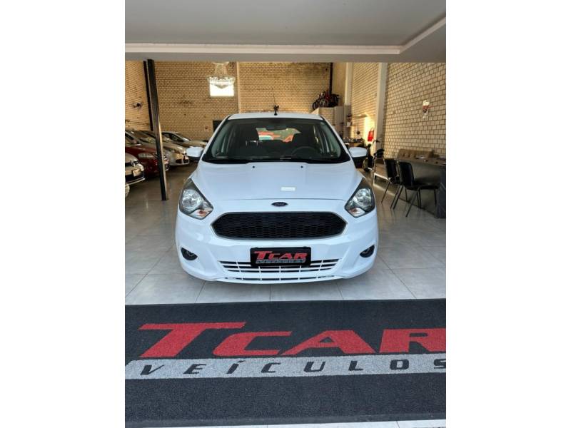 FORD - KA - 2015/2015 - Branca - R$ 43.900,00