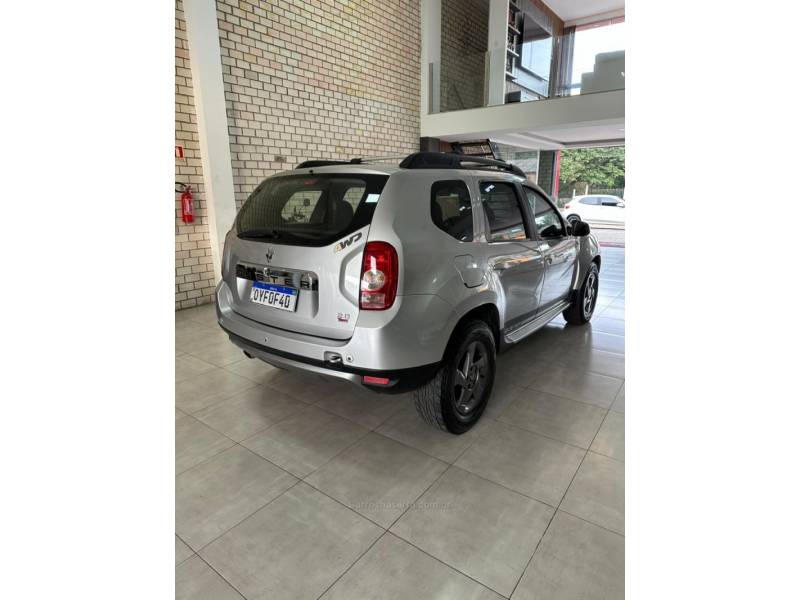 RENAULT - DUSTER - 2014/2014 - Prata - R$ 59.900,00