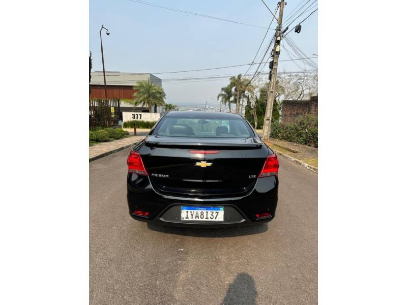 CHEVROLET - PRISMA - 2018/2018 - Preta - R$ 64.900,00