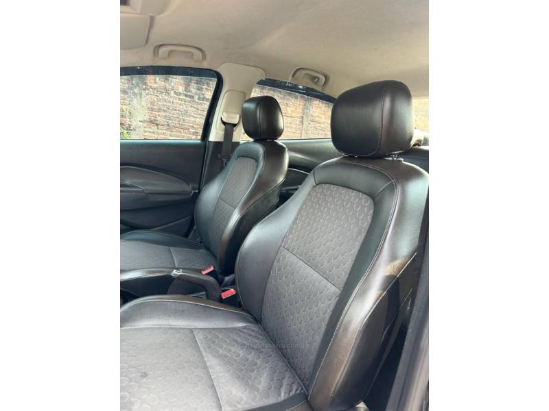 CHEVROLET - PRISMA - 2018/2018 - Preta - R$ 64.900,00