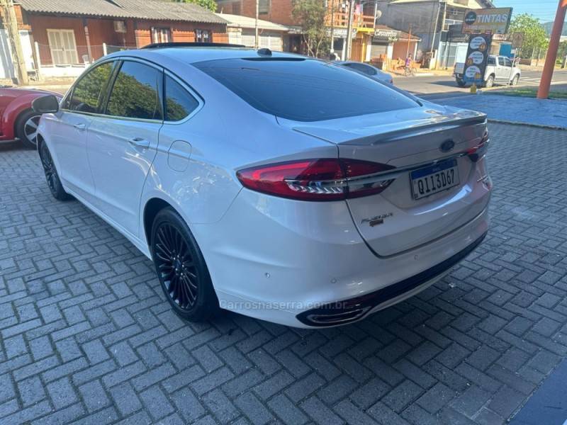 FORD - FUSION - 2017/2017 - Branca - R$ 109.900,00